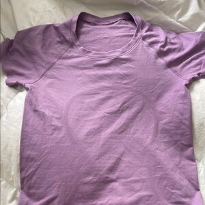 Lululemon Wisteria Purple Short Sleeve Swiftly Shirt Size 6